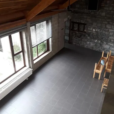 Les Cent Fontaines Semesterbostad Modave